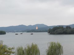 -楼外楼·停车场