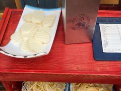 -爱你您·自家鱼塘·活水喷泉鱼火锅(八里店)