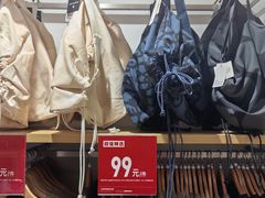 -优衣库(上海虹口龙之梦店)