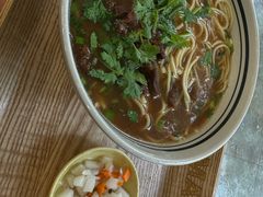 -小马牛肉面·牛骨熬制(南京博物院店)