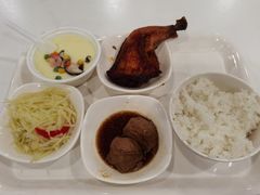 -浦东图书馆读者餐厅