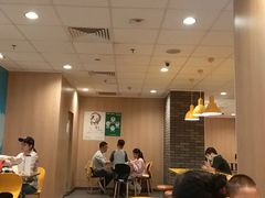 大堂-麦当劳(新塘万达广场分店)