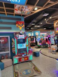 -卡通尼乐园(武汉凯德1818店)