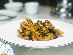 -聚友斋(陶瓷琉璃馆水晶街店)