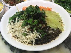 凉拌米线-蔼若春.传承三十年云南菜(金碧公园店)