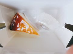 -Dough&Joe团憩(瑞虹天地月亮湾店)