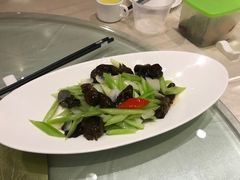 西芹百合炒木耳-陕西大厦中餐厅(陕西驻沪办店)