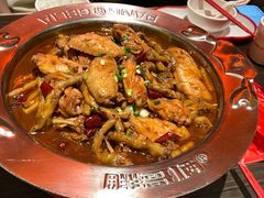 -胖哥俩肉蟹煲(南宁江南万达店)