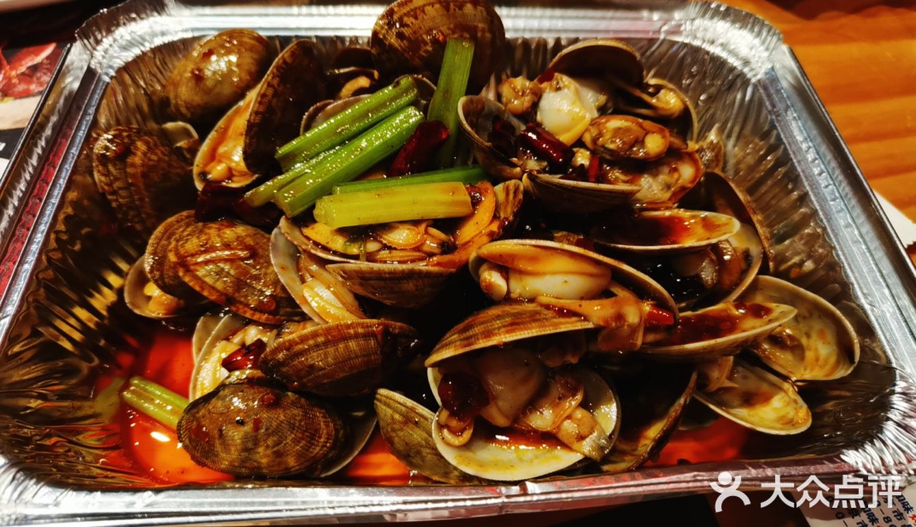 都是烤好了直接端上来，不用自己烤，很方便
