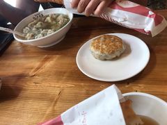 鲜肉藕饼-上卢老天大馄饨(上楼线店)