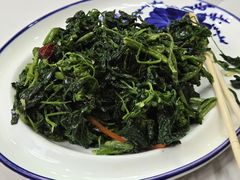 -三江源美食城