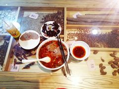 -陇上全荟兰州传统牛肉面(延吉路店)