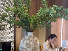 -深圳罗湖口岸国贸桔子水晶酒店