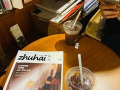 -彳亍咖啡·这里(水湾路店)
