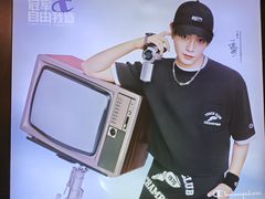 -凤凰汇购物中心