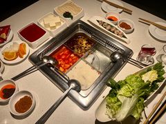 四拼锅底-海底捞火锅(金花路店)