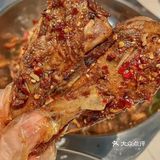 独享一锅麻辣干锅鸭头，外焦里嫩，辣到你双唇发麻！