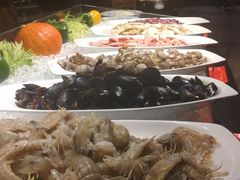 -四海一家自助餐(益田假日广场店)