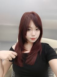 -Tloml salon