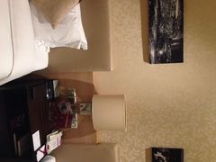 iphone_upload_pic-广州花都皇冠假日酒店