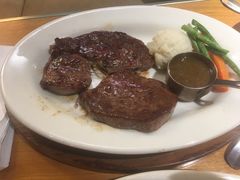 -斗牛士牛排(南京东路店)