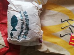双层深海鱼鳕鱼堡-麦当劳(安立路店)