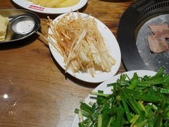 -三肥两瘦烤肉(鹿城店)