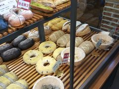 -焙丽拾光(麦凯乐直营店)