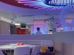-海底捞火锅(杭州庆春路夜宵主题店)