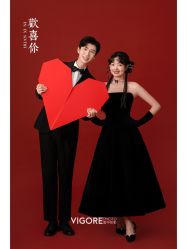 -雪中彩影婚纱摄影·微光艺术中心