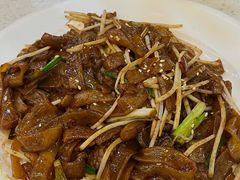 干炒牛河-甜蜜蜜港式茶餐厅(虹梅店)