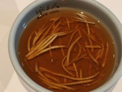 -馋三尺蟹粉小笼(人民广场店)