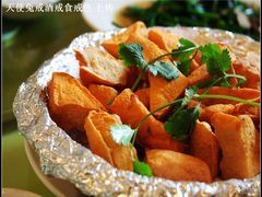 炸普宁豆腐，巨嗲-潮人姐妹轩(海宁路店)