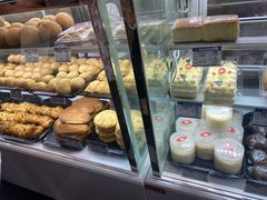 -白玉兰食品(中山公园龙之梦店)