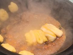 -鱼窝棚柴火铁锅炖(富山屯店)