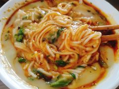 豌豆粉米线-丽芹豆粉店