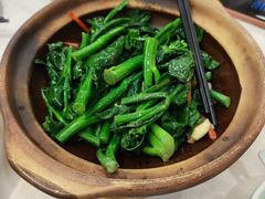 -五谷芳乳鸽王(梅沙老店)