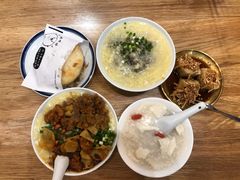 蛋冲牛肉豆腐脑-小豆海棠(人民南路店)