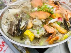 招牌海鲜骨煲-凤城康记饭店