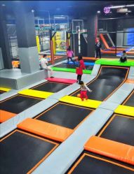 -蹦贝运动中心·蹦床·攀岩·闯关(龙岗店)