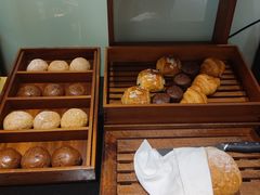 -亮马河饭店翠雅咖啡厅