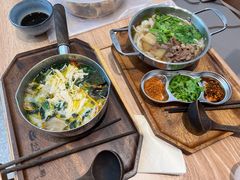 -小满手工粉(杭州滨江龙湖店)