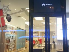 -华为授权体验店(华强北电子广场)