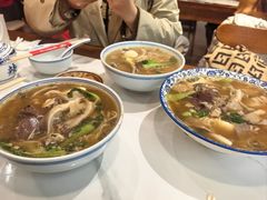 -邱芳粉店(迎宾大道旗舰店)