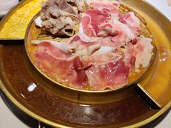 -猪啊牛呀羊啊铜盘烤肉(正大广场店)