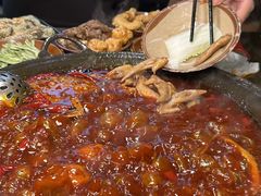 -黄潇洒老火锅(九眼桥宏济巷店)