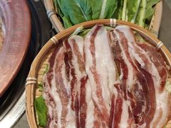 -阿婆情腊排骨火锅·野生菌季(古城旗舰店)