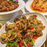 武汉美食 | 现捞现做的平价海鲜👉海港海中鲜