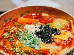 -成都你六姐·牛肉冒菜(上海环宇荟店)