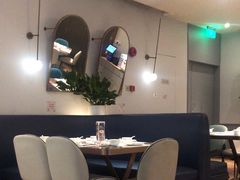 -港丽餐厅(来福士店)